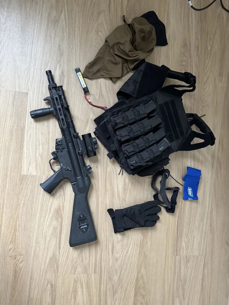 Produktbild för Mp5 med 4 magasin, ny mosfet mm.