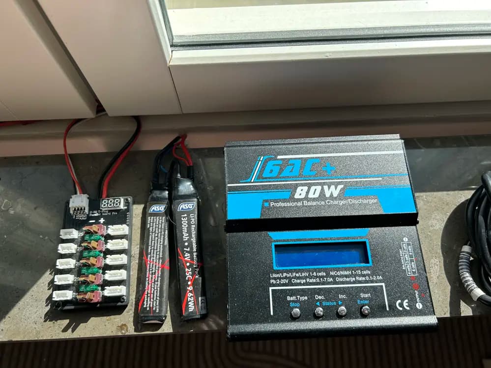 Produktbild för B6-klon med splitter och batteri