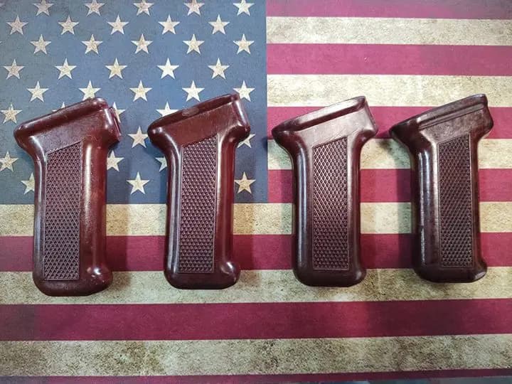 Produktbild för RS bakelite pistolgrepp AK47