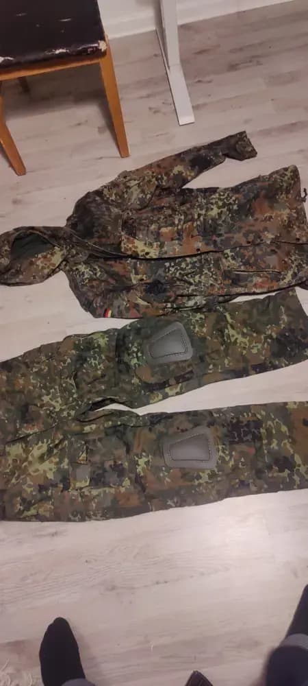 Produktbild för Flecktran uniform