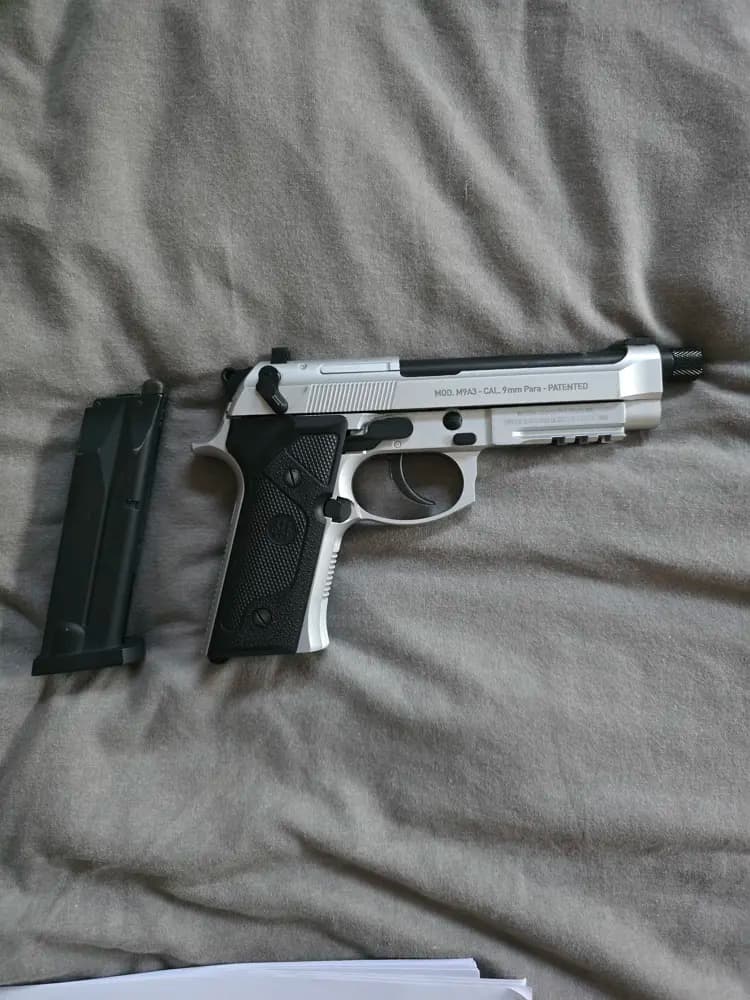 Produktbild för Umarex Beretta M9A3 FM 6mm Inox Airsoft